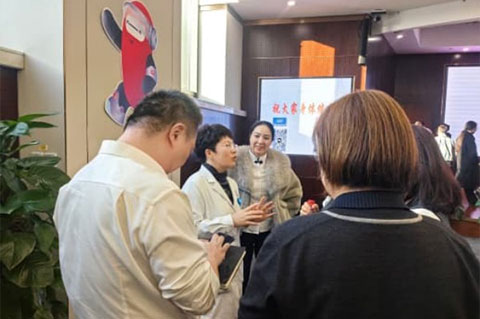 “银医联动 健康护航”——北康公益健康行走进浙商银行